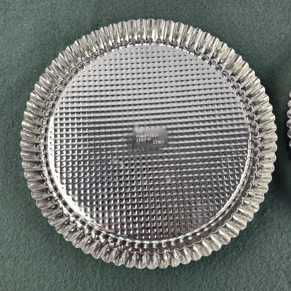 The Pampered Chef Flat Flan Pan Set Two 10